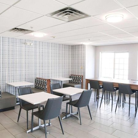 Microtel Inn & Suites By Wyndham Charlotte/Northlake Exterior foto